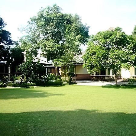 Hotel Indra Djaya Cisarua Eksteriør bilde